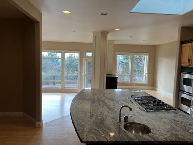 Building Photo - SPACIOUS & STYLISH CUSTOM HOME- 4 BEDROOMS...