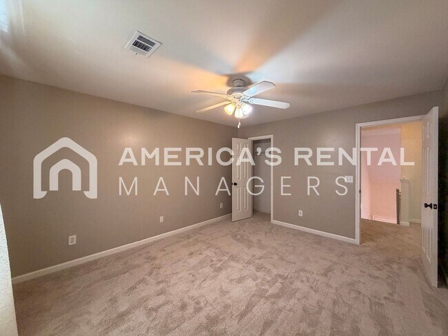 Building Photo - 3505 Savannah Park Ln