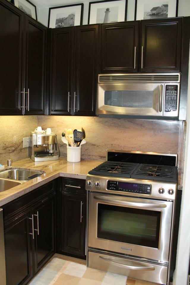 Kitchen II - 2263 Fox Hills Dr