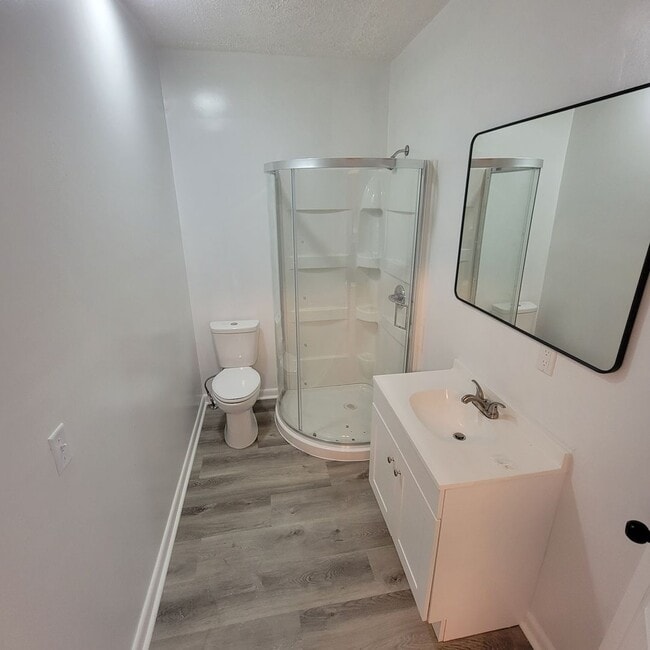 Building Photo - 3/2 -Bonus Room & Basement-Livingston