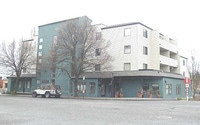 Building Photo - Maple Leaf Villa