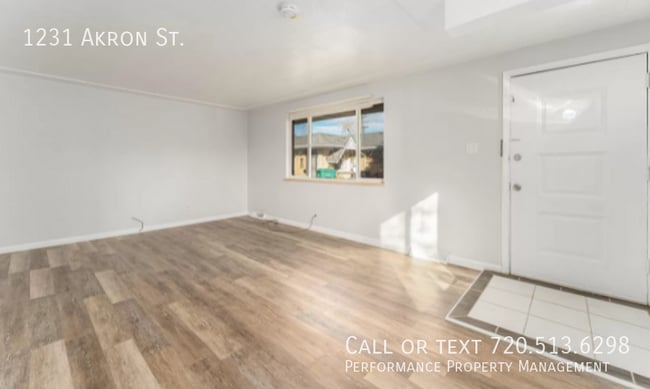 Building Photo - 1231 Akron St