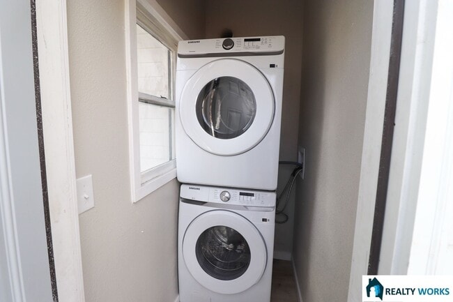 Building Photo - 840 N 29th St