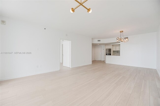 Building Photo - 450 Alton Rd