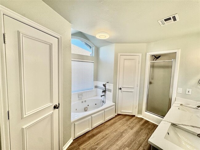 Building Photo - 8225 NW 83rd Pl