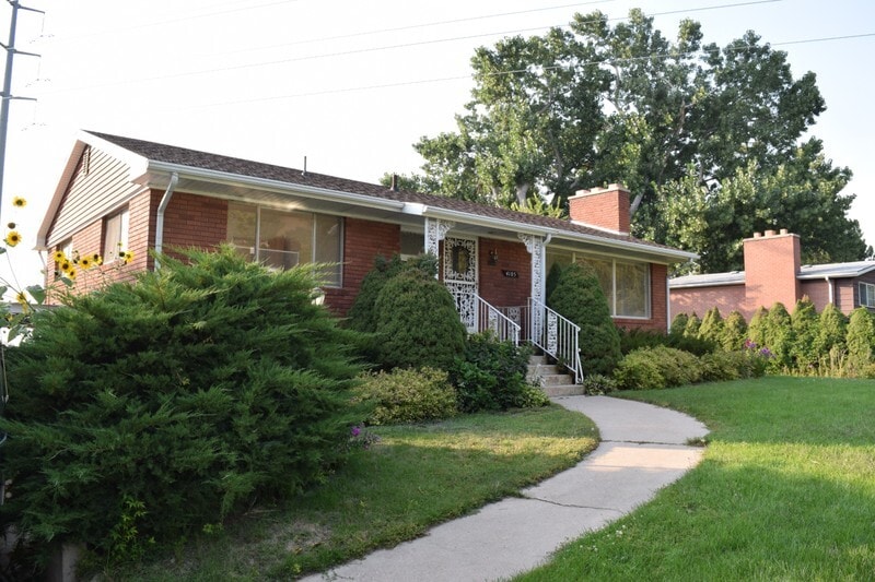 Building Photo - 4105 Edgehill Dr