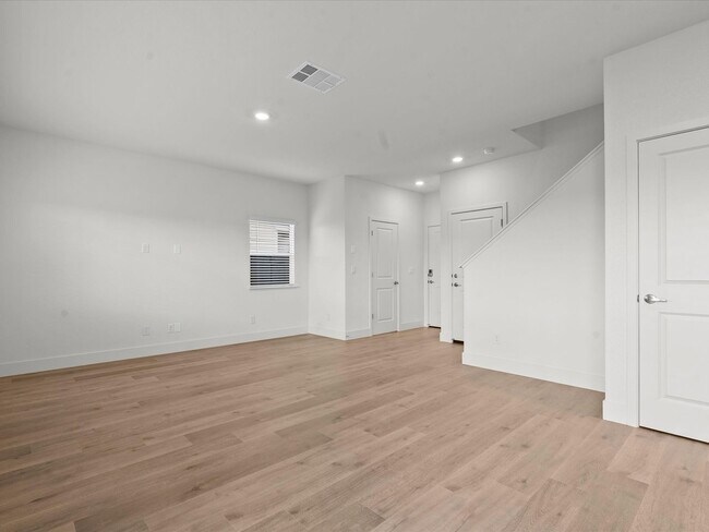 Building Photo - The Birch - - 3 Bedroom, 2.5 Bath single f...