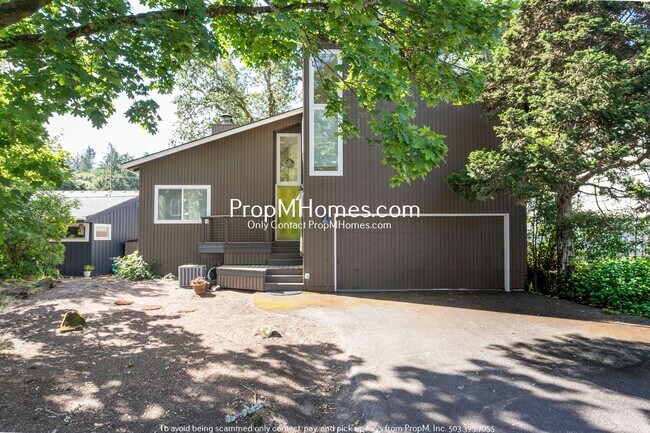 Building Photo - Stunning Four Bedroom Home w/ Lake Easement Access!