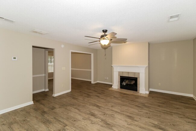 Building Photo - 5368 Milton Ridge Dr