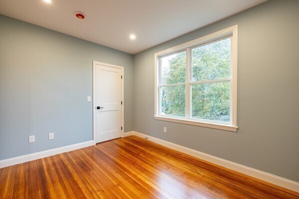 Building Photo - 19 Sawyer Ave