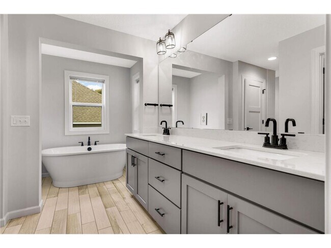 Building Photo - 7252 61st St S