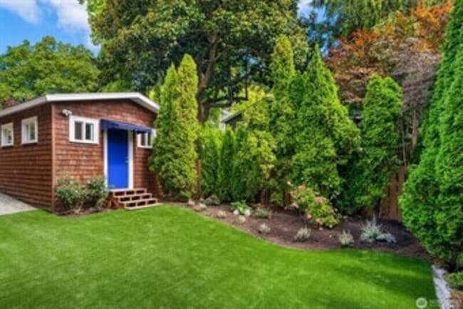 Building Photo - 4510 48th Ave NE