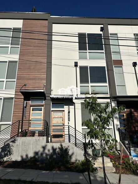 Building Photo - 802 29th Ave S