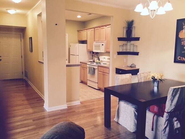 Building Photo - Milwaukee, WI