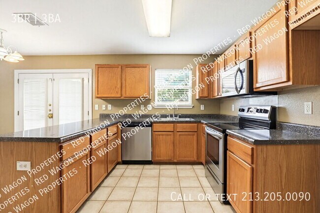 Building Photo - 9139 Laguna Hills