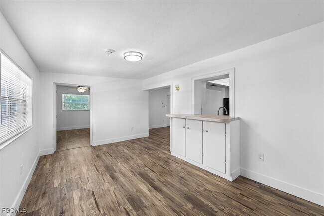 Building Photo - 2981 Ribbon Ct