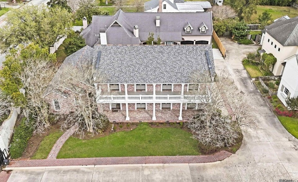 Building Photo - 926 Crown Alley