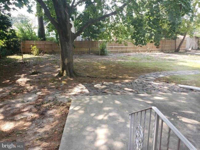 Primary Photo - 220 Franklin Rd
