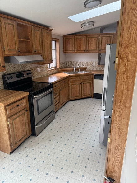 Building Photo - 15215 NE 99th St