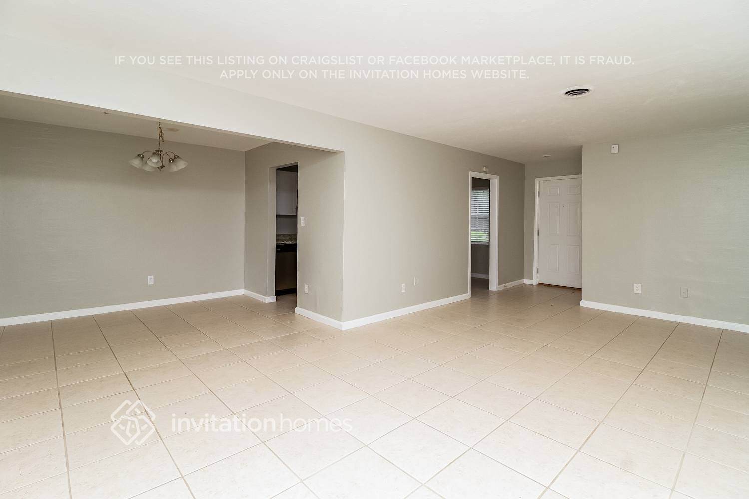 Building Photo - 3362 Bougainvillea Dr
