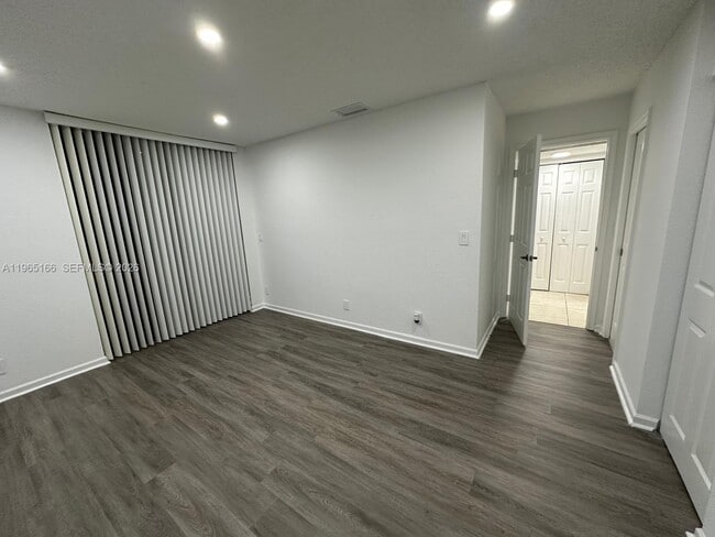 Building Photo - 2428 NW 49th Terrace