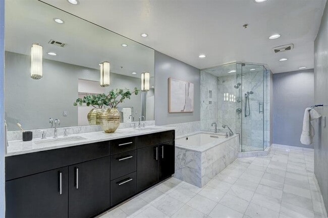 Building Photo - 6448 Brandywine Ln