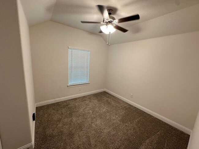 Building Photo - Beautiful 2 Story House with 2 Living Area...