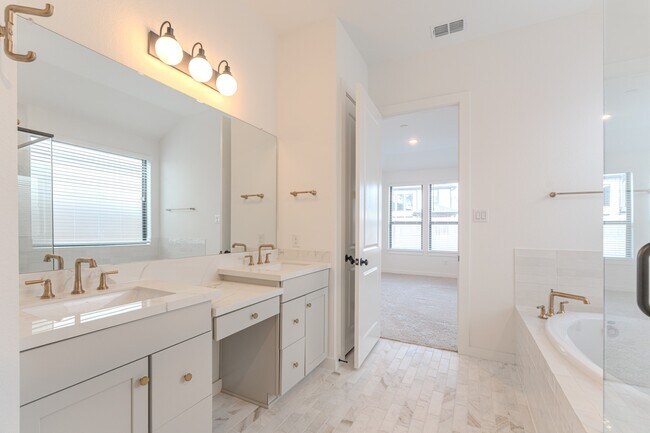 Building Photo - 21722 Ellsworth Gdn Ln