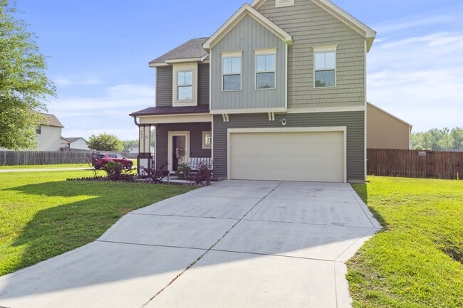 Building Photo - 401 Hope Ct