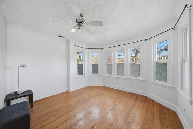 Building Photo - 3835 W 65th St