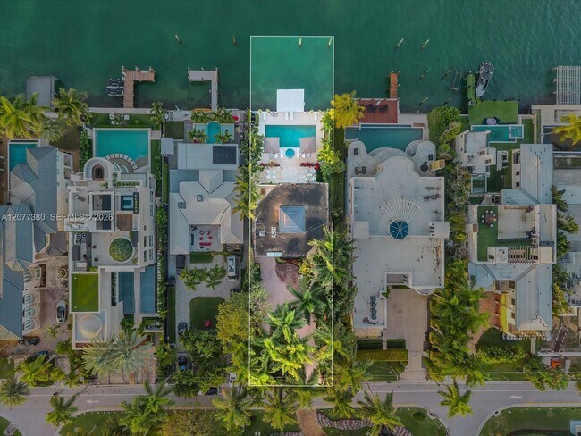 Building Photo - 279 N Hibiscus Dr