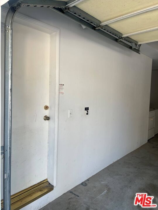Building Photo - 4600 Don Lorenzo Dr