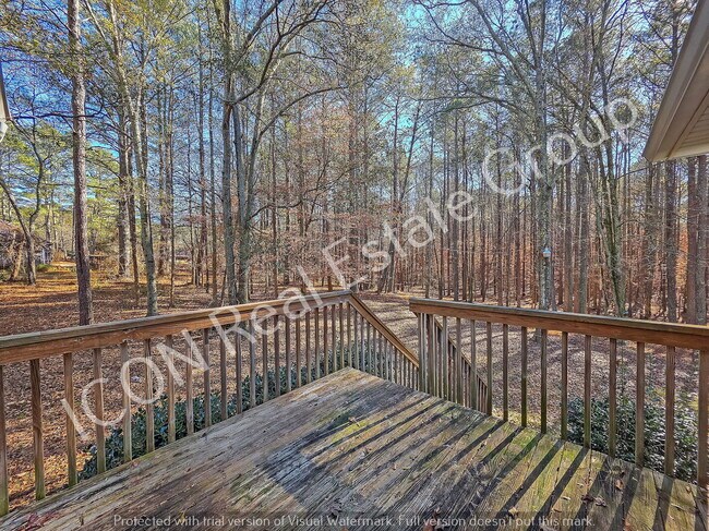Building Photo - 3/2.5 home on large lot -Powder Springs