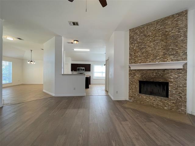 Building Photo - 117 S Rolling Meadow Dr