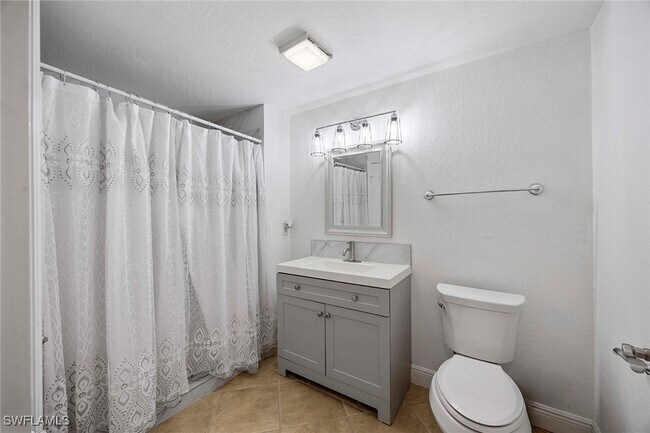 Building Photo - 23580 Walden Center Dr