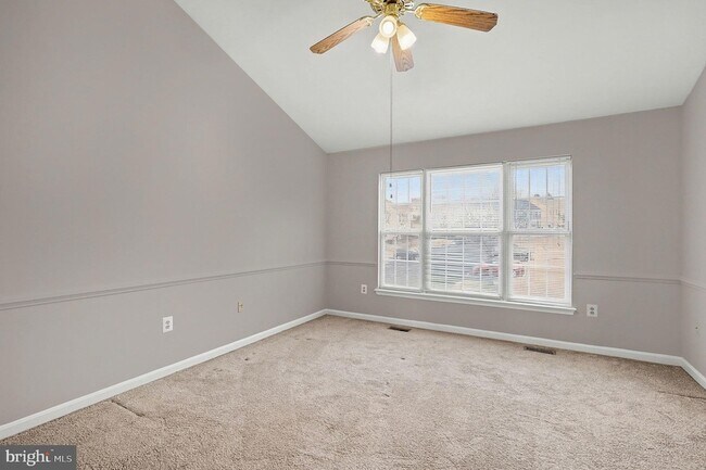 Building Photo - 2003 Paddle Boat Ln