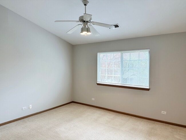 Building Photo - 125 Capella Ct