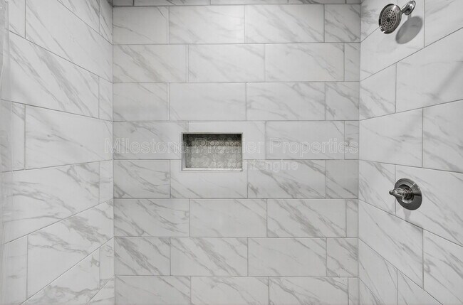 Building Photo - 103 W South St