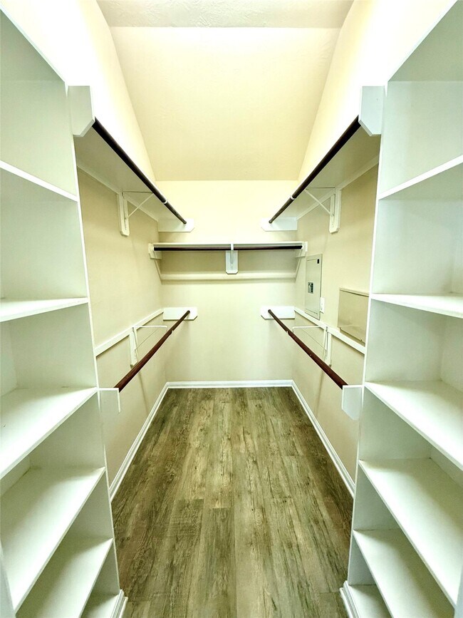 Building Photo - 25002 Tancy Ranch Ct