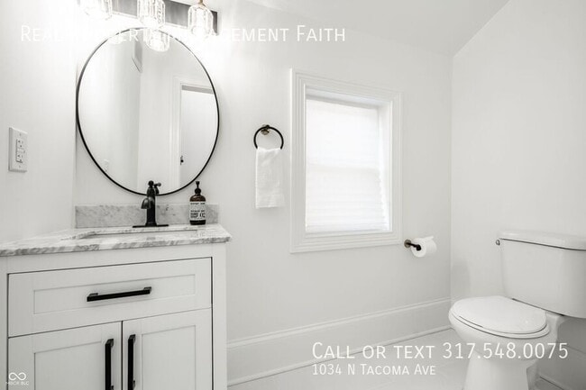 Building Photo - 1034 N Tacoma Ave