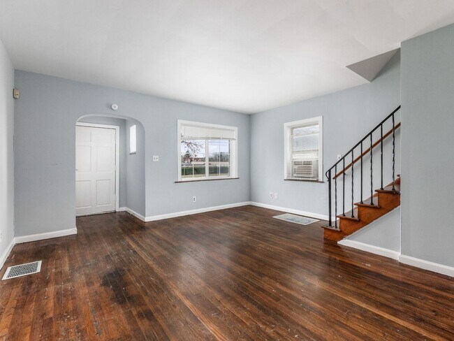 Building Photo - 1728-1730 West Mound Street