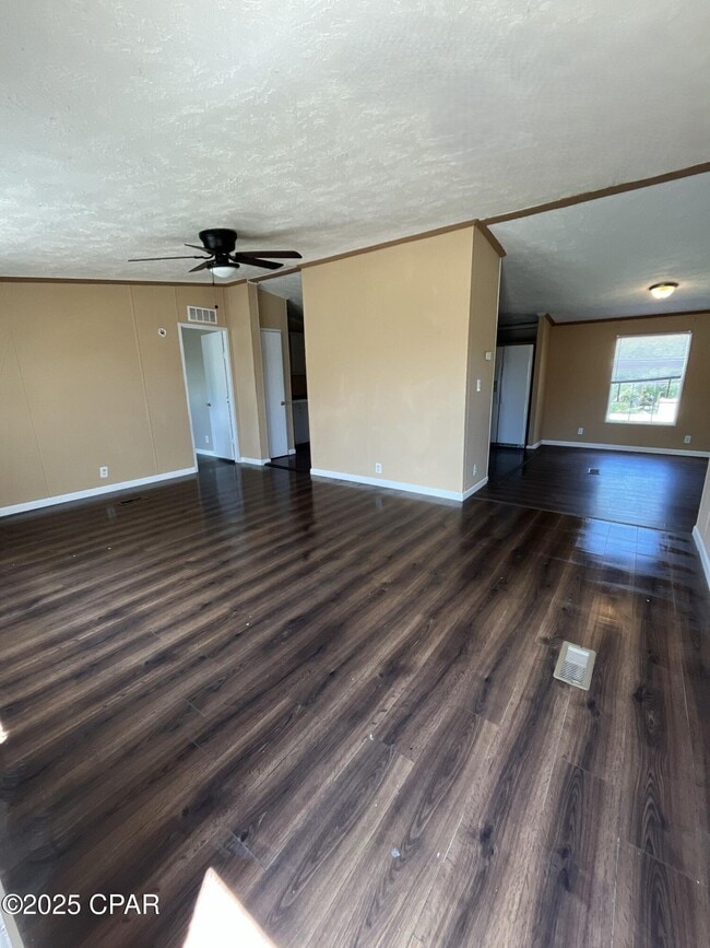 Building Photo - 2838 Altha Ave