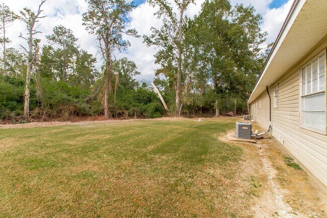 Building Photo - 27859 Frindik Ln