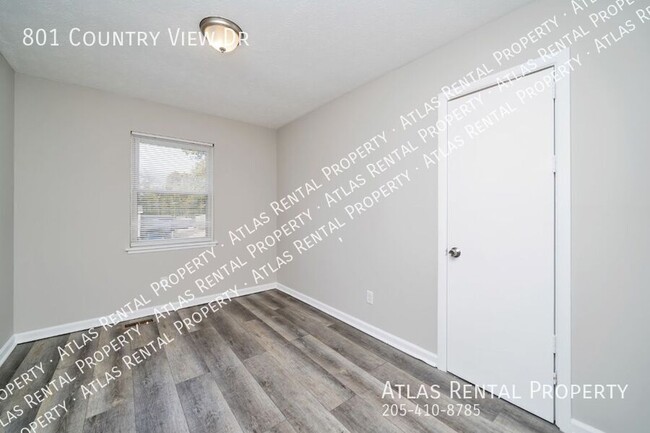 Building Photo - $100 Off Your First Month’s Rent!