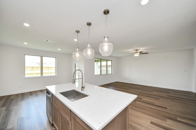 Building Photo - 4042 Colony Ln