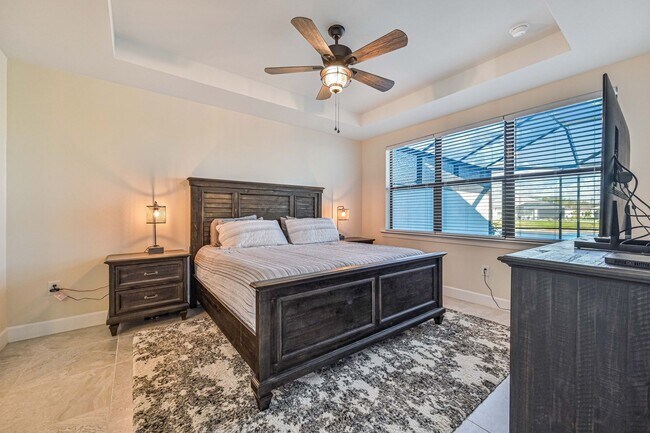 Building Photo - **Coach Home w/ Private Pool in Esplanade Lake Club **