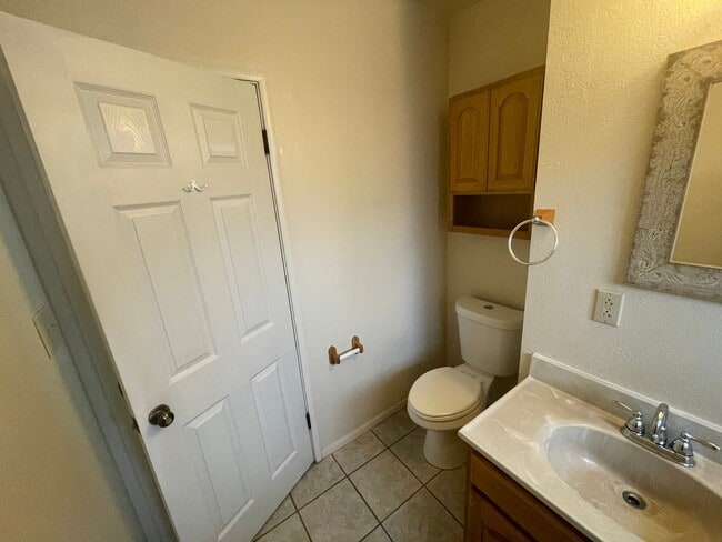 Building Photo - $3,590 / 3 BR - 1509 SF - VERY NICE MISSIO...