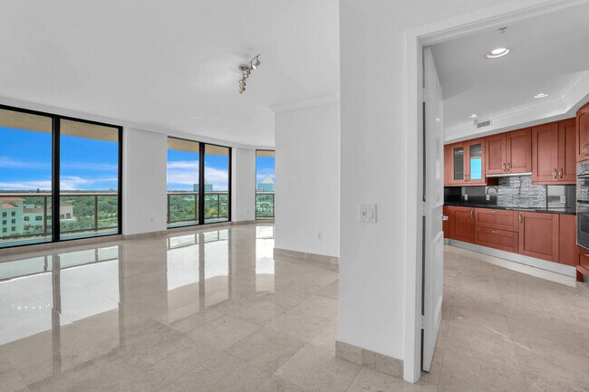 Building Photo - 3010 PGA Blvd