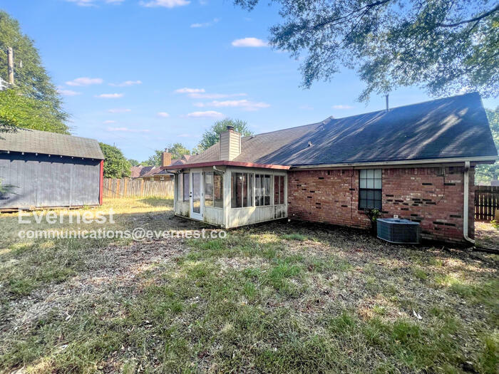 Building Photo - 4551 Ross Rd