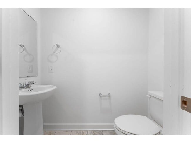 Building Photo - Brand New, New Construction! 3 Bed/2.5 Bat...